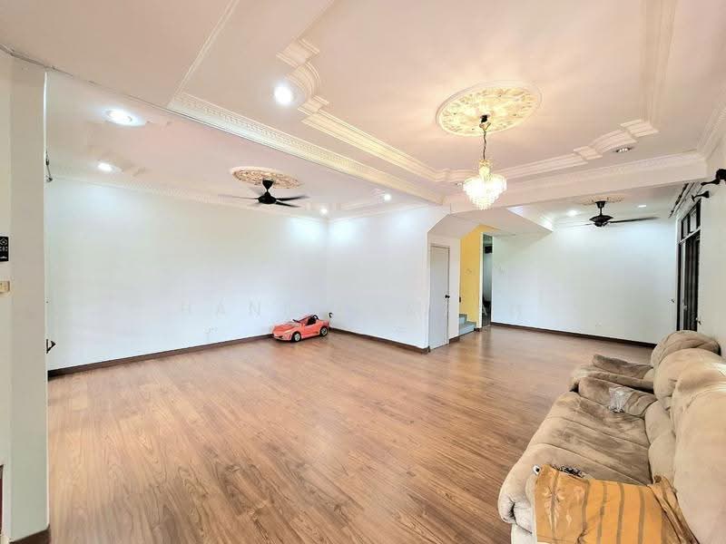 2-storey Terraced House for Sale in Ukay Bistari (Ulu Kelang) - Hani Hamzah - Living Room - PropertyGuru.com.my
