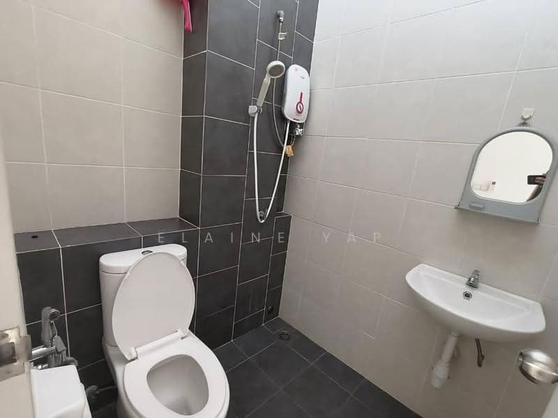 2-storey Terraced House for Rent in Setia Alam (Selangor) - Elaine Yap - Bathroom - PropertyGuru.com.my