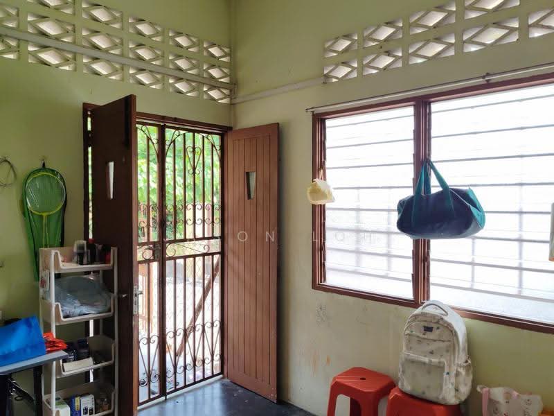 Bungalow House for Sale in Menglembu (Perak) - Jason Loh - Entrance - PropertyGuru.com.my