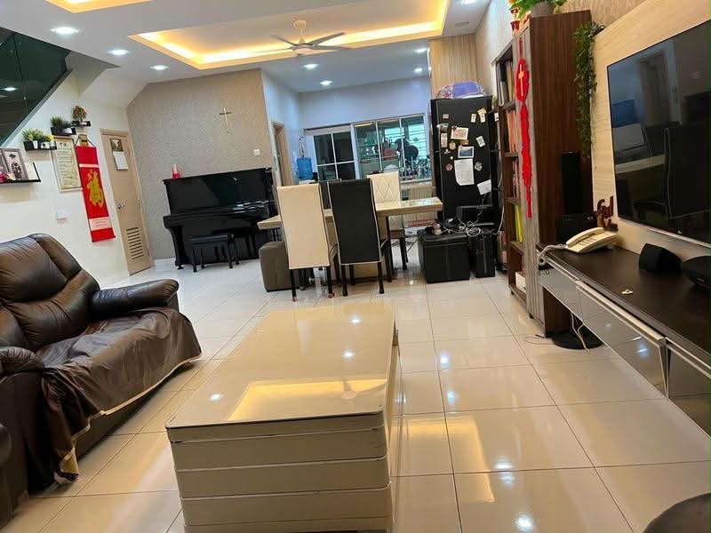 2-storey Terraced House for Sale in Kulai (Johor) - Kimi Kiu - Living Room - PropertyGuru.com.my