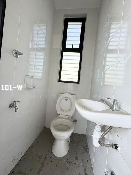 Semi-Detached House for Sale in Setia Alam (Selangor) - Wilson Ng - Bathroom - PropertyGuru.com.my