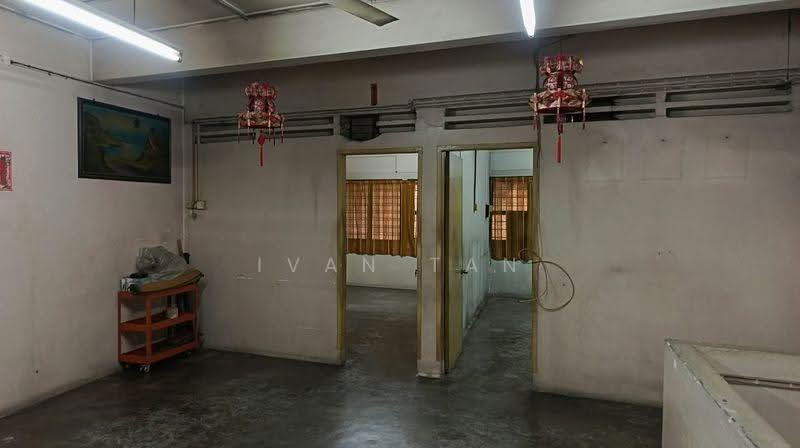 Shop for Rent in Jalan Klang Lama (Old Klang Road) (Kuala Lumpur) - Ivan Tan - Interior - PropertyGuru.com.my