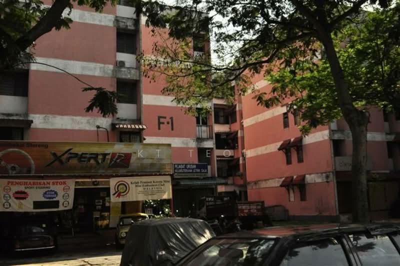 Pangsapuri untuk Dijual di Desa Pandan Elena Block F Apartment - KT Teoh - Exterior - PropertyGuru.com.my