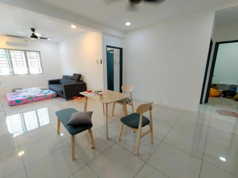 Pangsapuri untuk Disewa di 125 Rich Residence - Danny Wong - Living Room - PropertyGuru.com.my