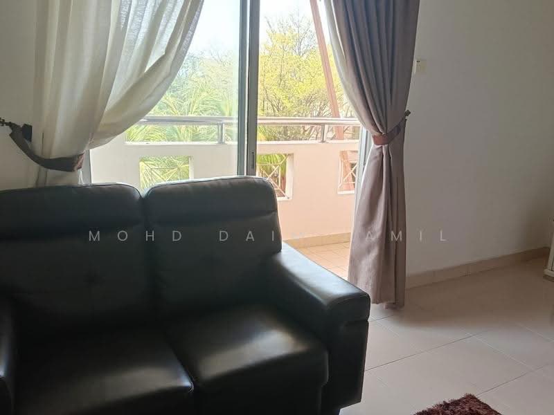 Pangsapuri untuk Dijual di Seri Bayu Resort - Mohd Daim Jamil - Living Room - PropertyGuru.com.my