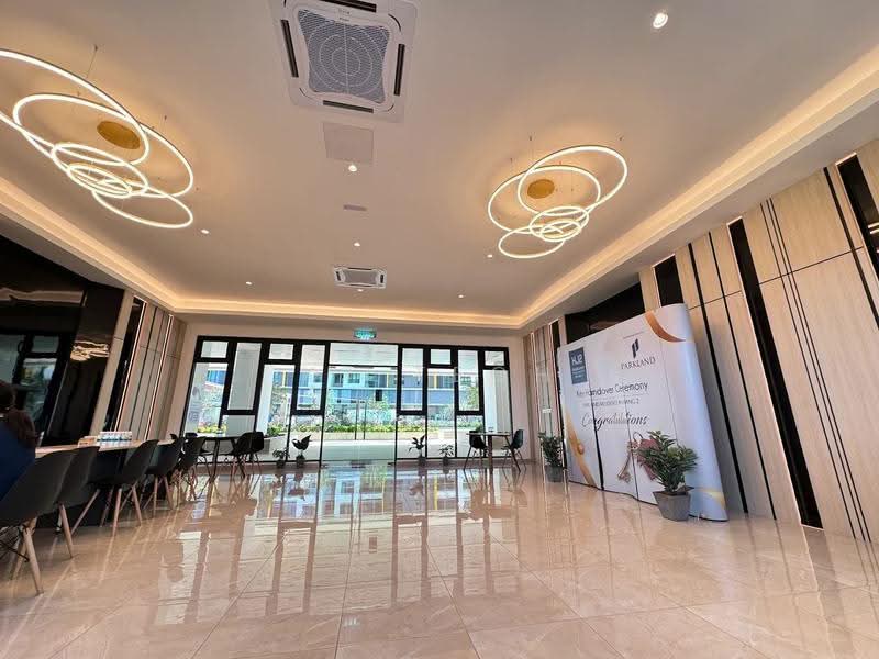 Kediaman Servis untuk Dijual di Parkland Residence @ Kajang 2 - KT Teoh - Lobby - PropertyGuru.com.my