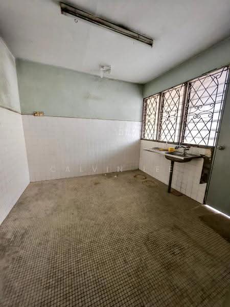 2-storey Terraced House for Sale in Taman Sri Bahagia (Johor Bahru) - Calvin Lee - Kitchen - PropertyGuru.com.my