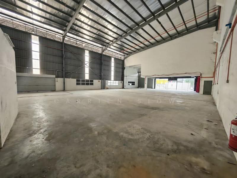 Factory for Rent in Taman Desa Cemerlang (Ulu Tiram) - Carrien Siow - Interior - PropertyGuru.com.my