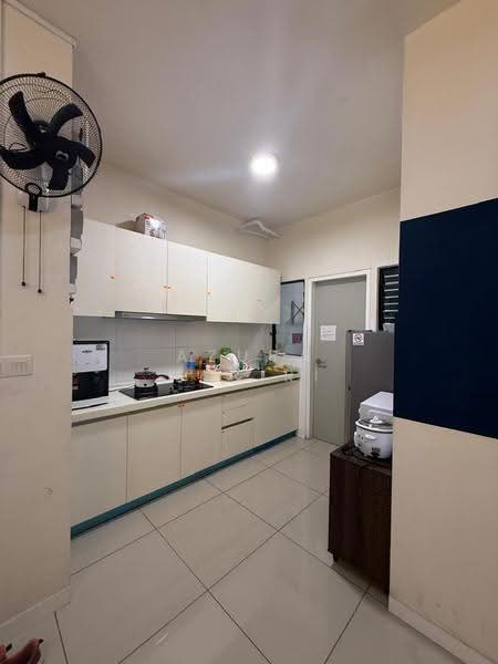 Condominium for Rent at The Greens (Residensi Hijauan) @ Subang West - Azura Hariri - Kitchen - PropertyGuru.com.my