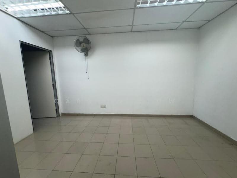 Factory for Rent in Taman Desa Cemerlang (Ulu Tiram) - Carrien Siow - Interior - PropertyGuru.com.my