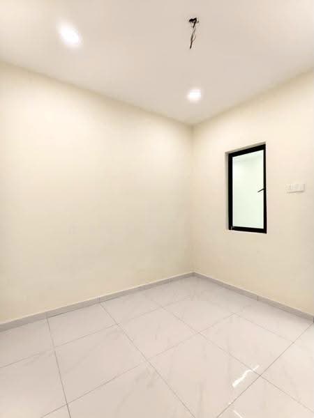 Rumah Teres 1-Tingkat untuk Dijual di Taman Senai Baru (Senai) - Calvin Lee - PropertyGuru.com.my