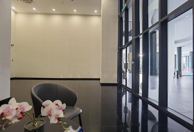Kediaman Servis untuk Dijual di Setia City Residences - Eve Wong - Entrance - PropertyGuru.com.my