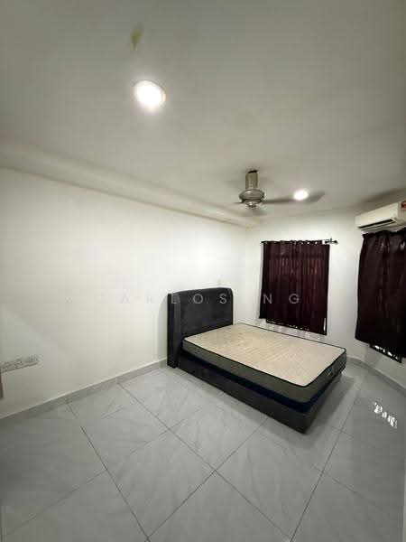1-storey Terraced House for Rent in Bandar Kinrara Seksyen 3 (Bandar Kinrara) - Carlos Ng - Bedroom - PropertyGuru.com.my