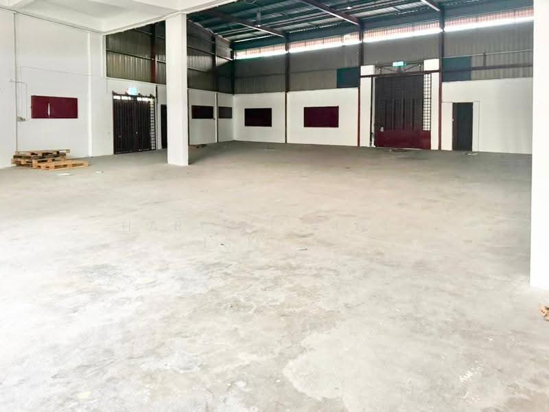 Warehouse for Rent in Taman Perindustrian Meranti (Puchong) - Hartini Binti Ismail - Interior - PropertyGuru.com.my
