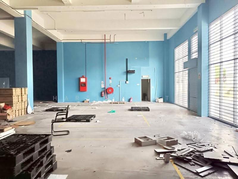 Warehouse for Rent in Taman Perindustrian Meranti (Puchong) - Hartini Binti Ismail - Interior - PropertyGuru.com.my