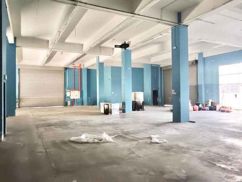 Warehouse for Rent in Taman Perindustrian Meranti (Puchong) - Hartini Binti Ismail - Interior - PropertyGuru.com.my