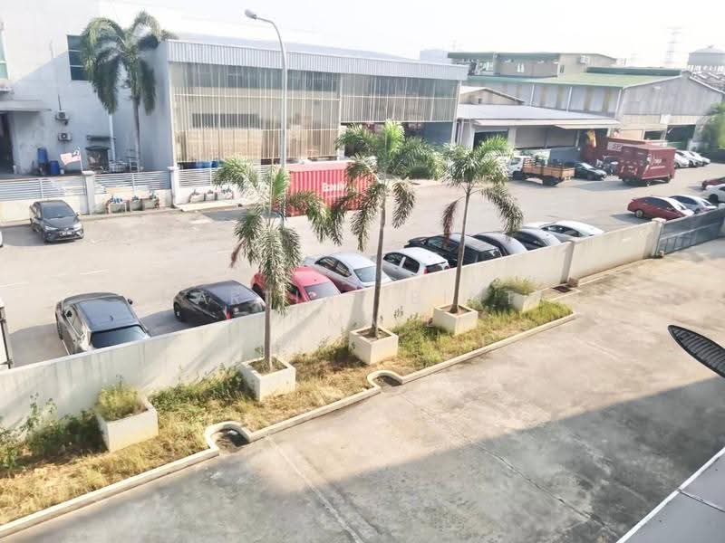 Warehouse for Rent in Taman Perindustrian Meranti (Puchong) - Hartini Binti Ismail - Exterior - PropertyGuru.com.my