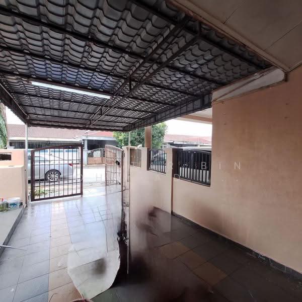 1-storey Terraced House for Sale in Bandar Kinrara (Selangor) - Mokhtar Bin Mohamad Akhir - Exterior - PropertyGuru.com.my