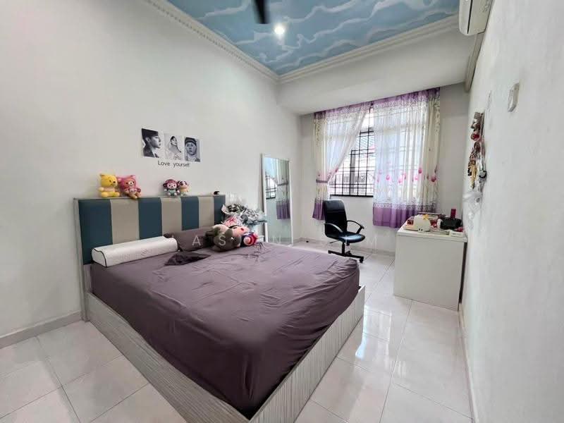 2-storey Terraced House for Sale in Taman Pulai Utama (Skudai) - Jason Sim - Bedroom - PropertyGuru.com.my