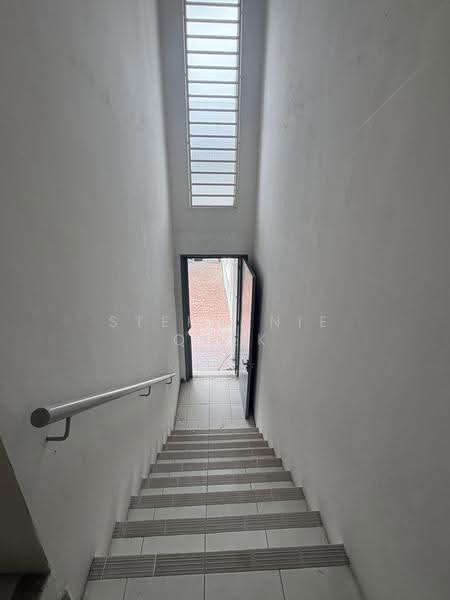 Townhouse for Sale in Taman Putra Perdana (Puchong) - Stephanie Quek - Corridor - PropertyGuru.com.my