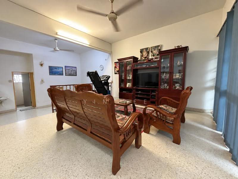 2-storey Terraced House for Sale in SS2 (Petaling Jaya) - Yin Yee - Living Room - PropertyGuru.com.my