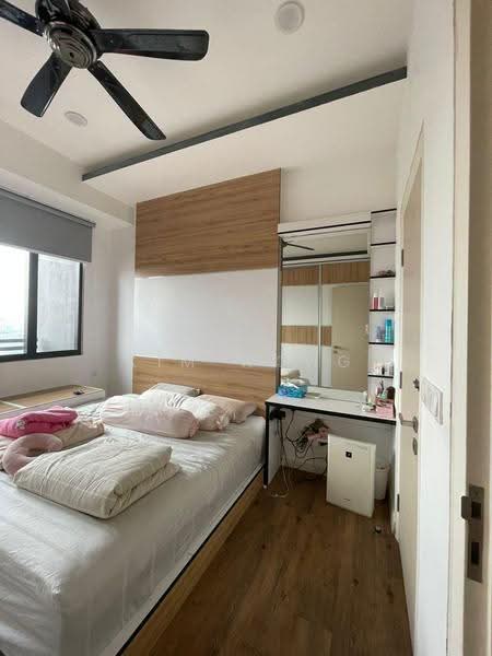 Kediaman Servis untuk Dijual di Icon Residenz 2 @ Icon City - Kim Wong - Bedroom - PropertyGuru.com.my