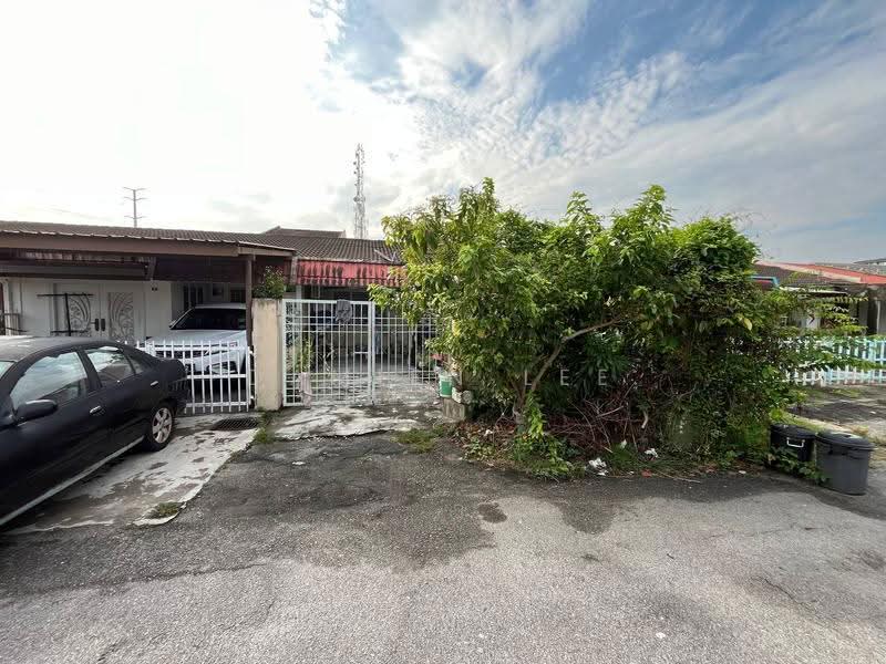 1-storey Terraced House for Sale in Bandar Sri Damansara (Selangor) - Damien Lee - Exterior - PropertyGuru.com.my
