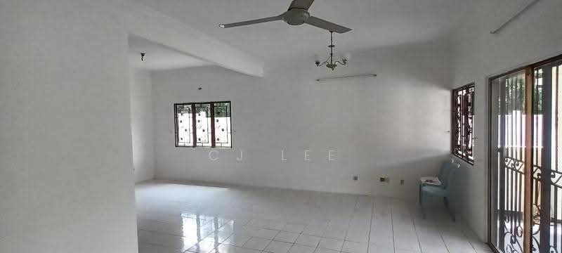 Rumah Berkembar untuk Dijual di Taman Puncak Jalil (Seri Kembangan) - CJ Lee - PropertyGuru.com.my
