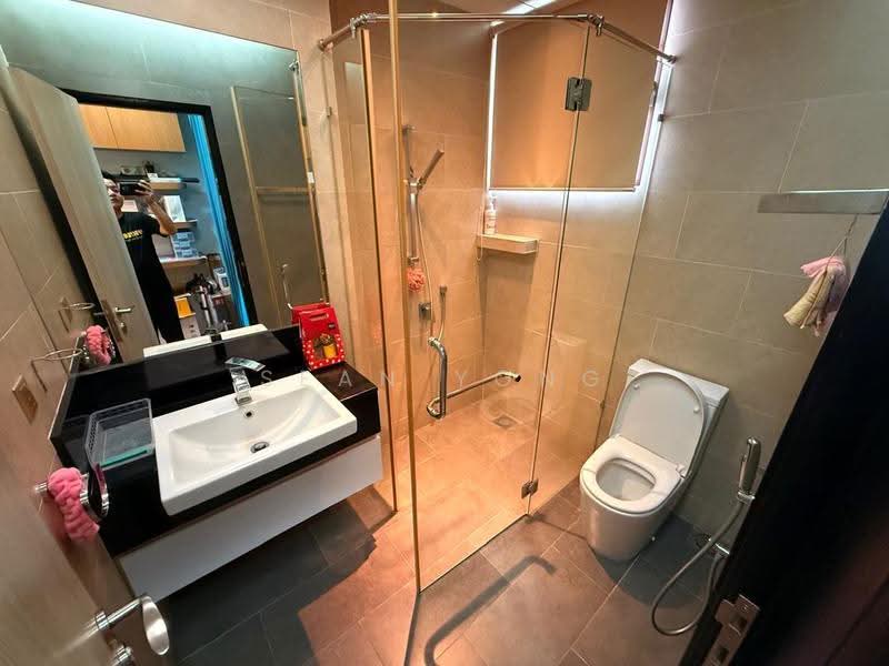 3-storey Terraced House for Sale in Prima Selayang (Selayang) - Sean Yong - Bathroom - PropertyGuru.com.my