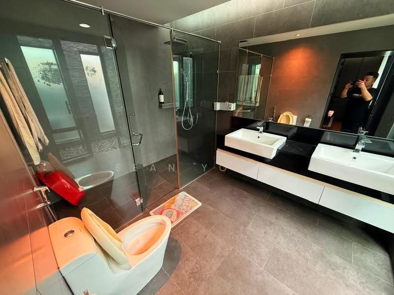 3-storey Terraced House for Sale in Prima Selayang (Selayang) - Sean Yong - Bathroom - PropertyGuru.com.my