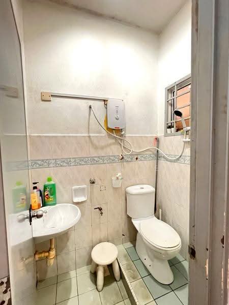 2-storey Terraced House for Sale in Taman Setia Indah (Tebrau) - Calvin Lee - Bathroom - PropertyGuru.com.my