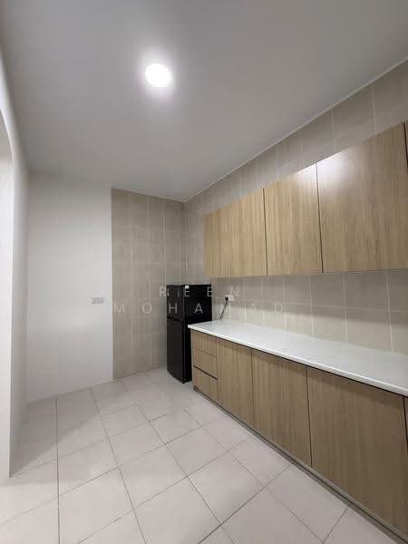 Condominium for Rent at Residensi Adelia 3 - Reen Mohamad - Kitchen - PropertyGuru.com.my