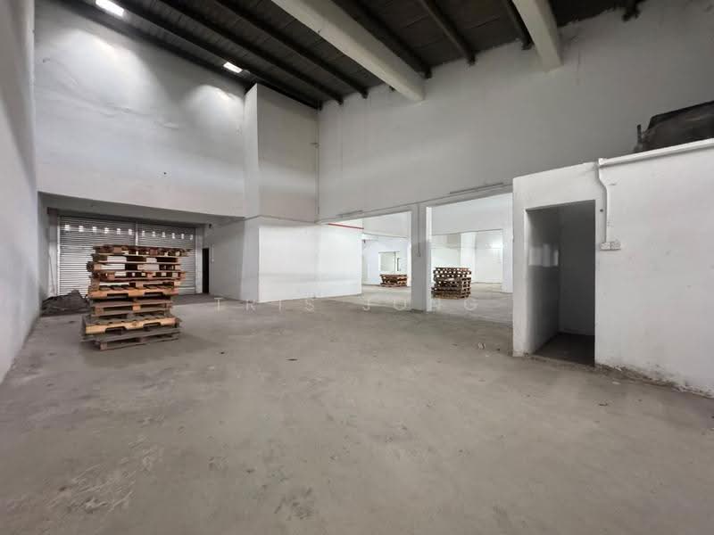 Warehouse for Rent in Bandar Bukit Beruntung (Bukit Beruntung) - Tris Jong - Interior - PropertyGuru.com.my