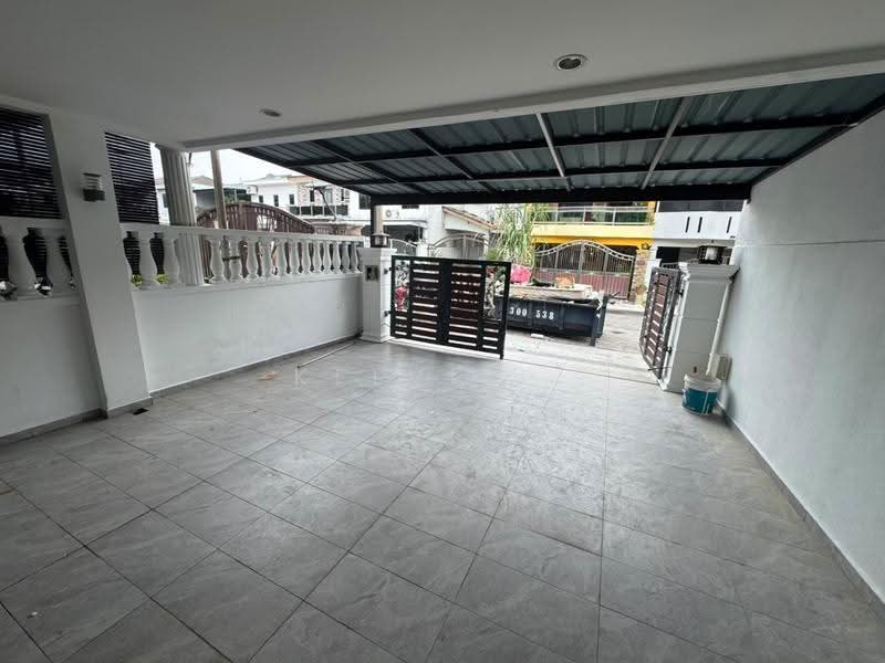 2-storey Terraced House for Sale in Bandar Country Homes (Rawang) - Kelvin . - Exterior - PropertyGuru.com.my