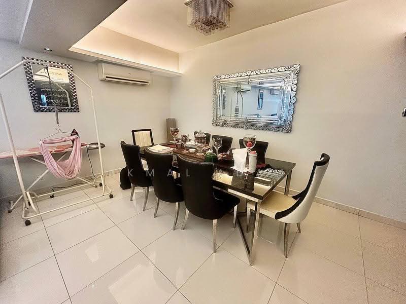 2-storey Terraced House for Sale in Taman Permata (Ulu Kelang) - Akmal Adam - Dining Room - PropertyGuru.com.my