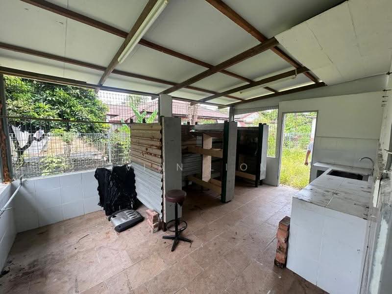 Bungalow House for Sale in Kampung Cegar Tambahan (Bidor) - Vivian Liong - PropertyGuru.com.my