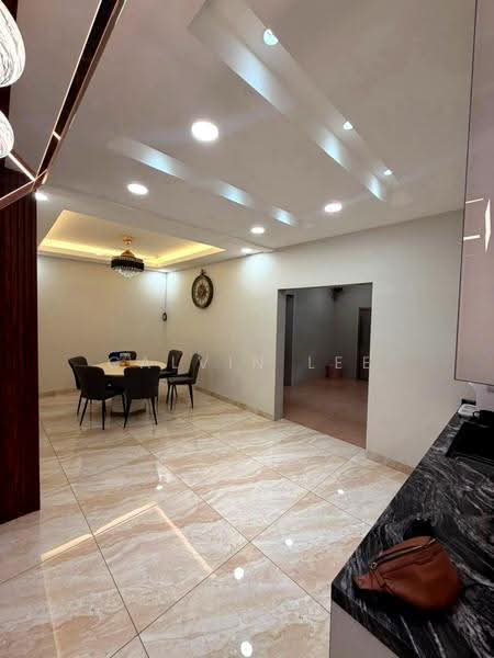 2-storey Terraced House for Sale in Taman Austin Duta (Tebrau) - Calvin Lee - Dining Room - PropertyGuru.com.my