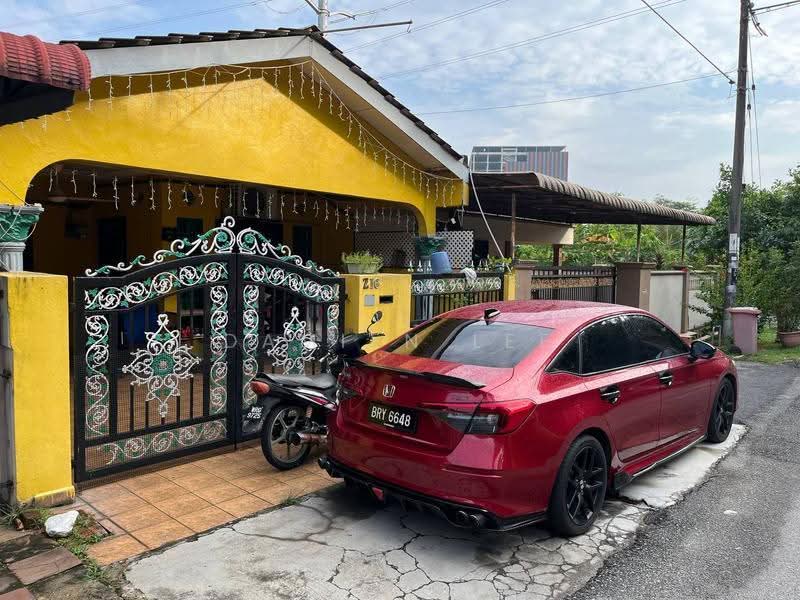 1-storey Terraced House for Sale in Bandar Sri Damansara (Selangor) - Damien Lee - Exterior - PropertyGuru.com.my