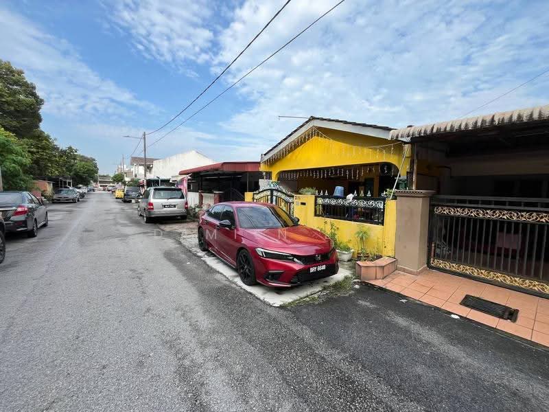 1-storey Terraced House for Sale in Bandar Sri Damansara (Selangor) - Damien Lee - Exterior - PropertyGuru.com.my