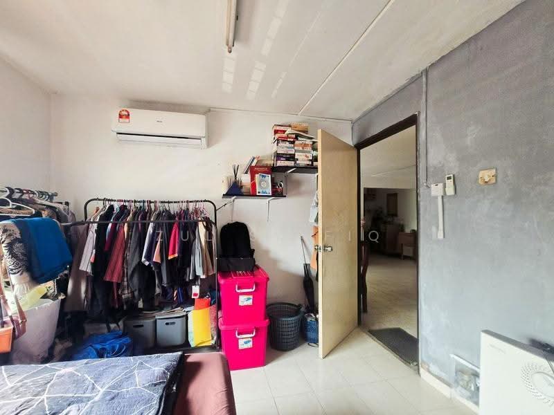Apartment for Sale at Pandan Jaya Blok M - Zul Syafiq - Bedroom - PropertyGuru.com.my