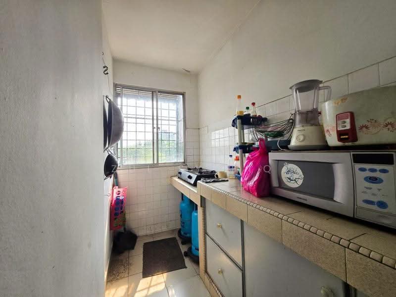 Apartment for Sale at Pandan Jaya Blok M - Zul Syafiq - Kitchen - PropertyGuru.com.my