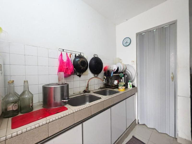 Apartment for Sale at Pandan Jaya Blok M - Zul Syafiq - Kitchen - PropertyGuru.com.my