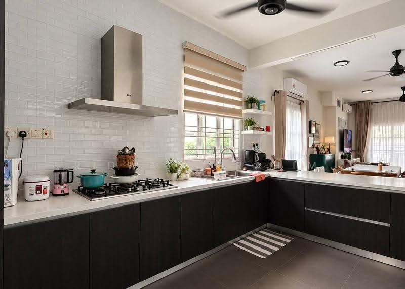 2-storey Terraced House for Sale in Shah Alam (Selangor) - Ridwan Ibrahim - Kitchen - PropertyGuru.com.my
