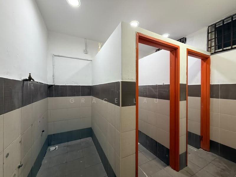 Shop / Office for Rent in Skudai (Johor) - Grace Lau - Bathroom - PropertyGuru.com.my
