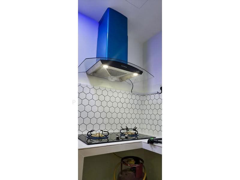 Pangsapuri untuk Disewa di Putra Suria Residence - Peter Tan - Kitchen - PropertyGuru.com.my