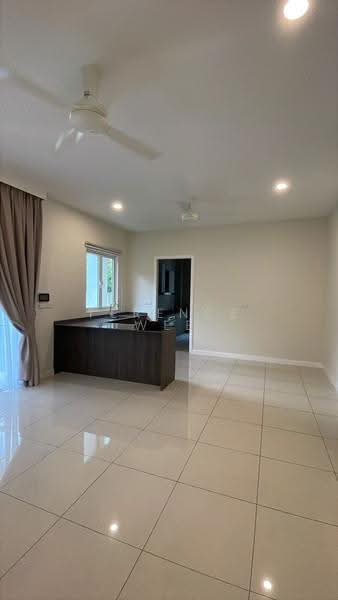 Semi-Detached House for Rent in Mont Kiara (Kuala Lumpur) - Terence Wee - Kitchen - PropertyGuru.com.my