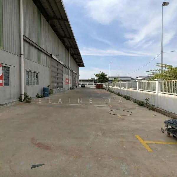 Semi-D Factory for Rent in Klang (Selangor) - Elaine Tan - Exterior - PropertyGuru.com.my