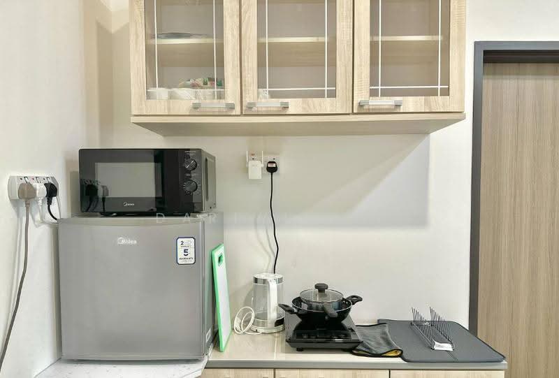 Service Residence for Sale at Meldrum Heights (Residensi Meldrum) - Darryl Kee - Kitchen - PropertyGuru.com.my