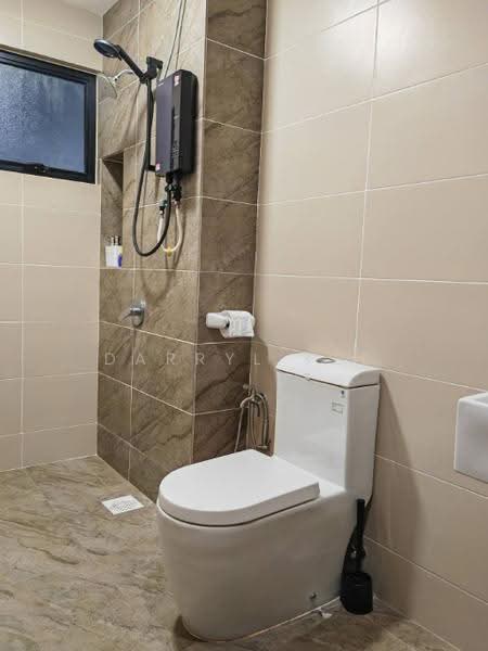 Kediaman Servis untuk Dijual di TRELLIS RESIDENCES - Darryl Kee - Bathroom - PropertyGuru.com.my