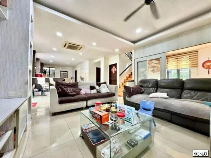 Bungalow House for Sale in Aman Perdana (Kapar) - Hao Kai Khaw - Living Room - PropertyGuru.com.my